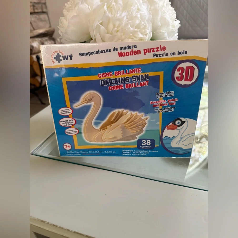 3D Wooden Puzzle Dazzling Swan (New)